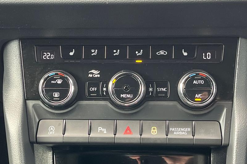 Used Skoda Karoq 2024 for sale - 76359720: Photo 30