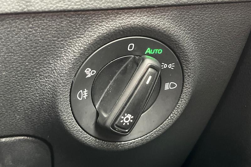 Used Skoda Karoq 2024 for sale - 76359720: Photo 34
