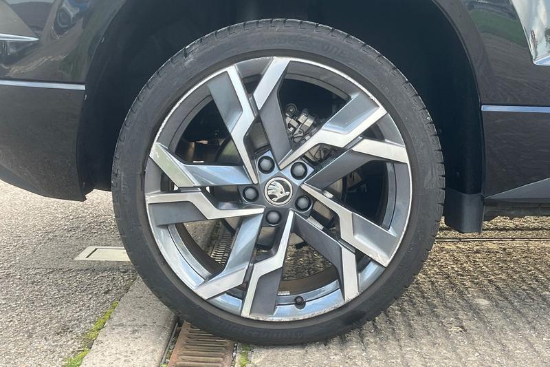 Used Skoda Karoq 2024 for sale - 76359720: Photo 8