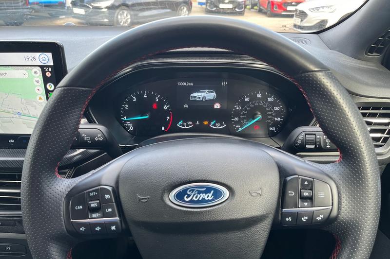 Used Ford Focus 2024 for sale - 76216557: Photo 12