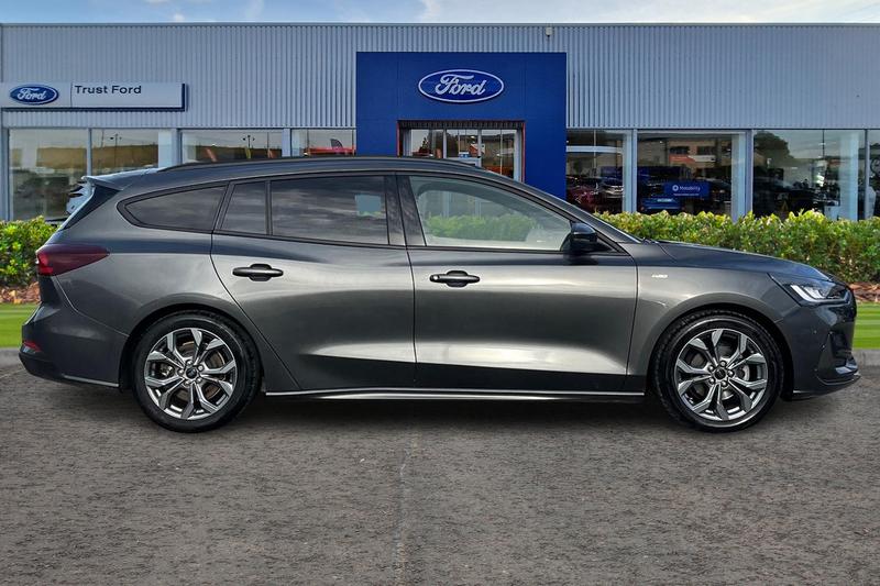 Used Ford Focus 2024 for sale - 76216557: Photo 3