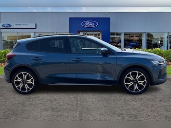 Used Ford Focus 2023 for sale - 75550046: Photo