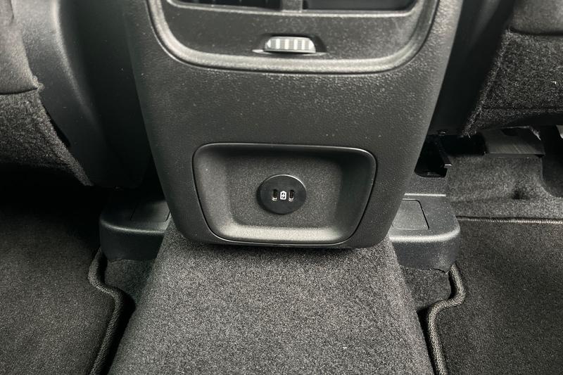 Used Ford Kuga 2025 for sale - 76433869: Photo 37