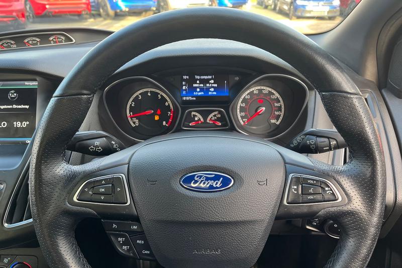 Used Ford Focus 2016 for sale - 76441711: Photo 12