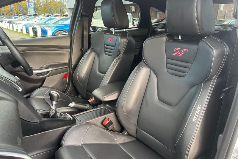 Used Ford Focus 2016 for sale - 76441711: Photo 19