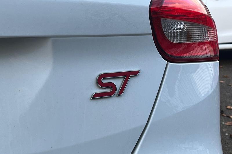 Used Ford Focus 2016 for sale - 76441711: Photo 28