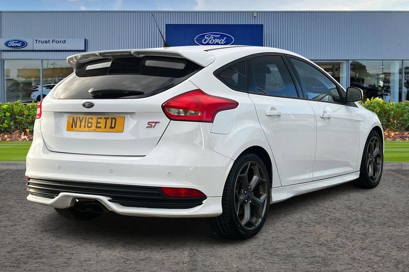 Used Ford Focus 2016 for sale - 76441711: Photo 4