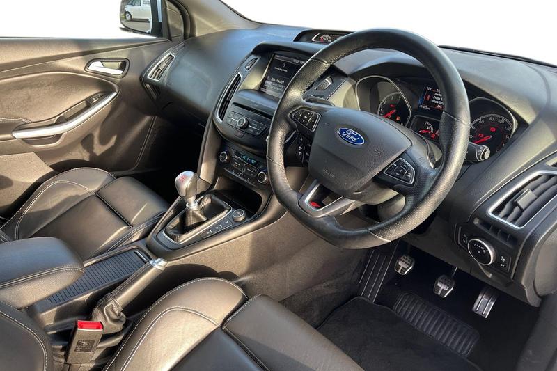 Used Ford Focus 2016 for sale - 76441711: Photo 9