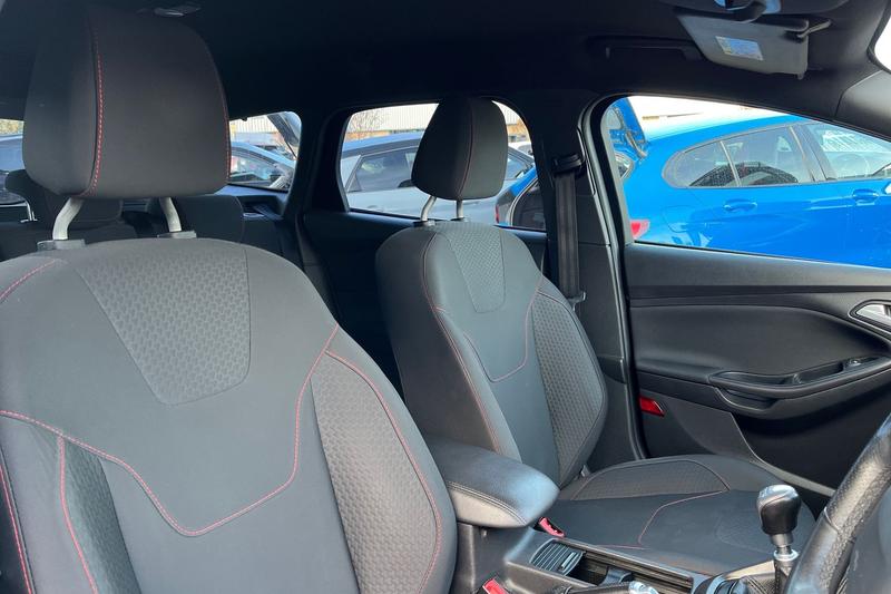 Used Ford Focus 2017 for sale - 76382266: Photo 17