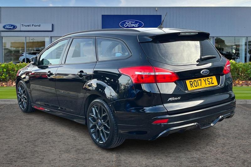 Used Ford Focus 2017 for sale - 76382266: Photo 2