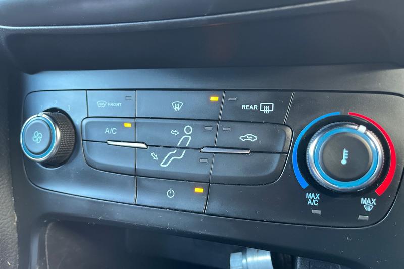 Used Ford Focus 2017 for sale - 76382266: Photo 32