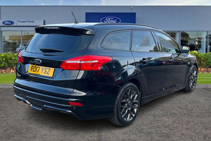 Used Ford Focus 2017 for sale - 76382266: Photo 4