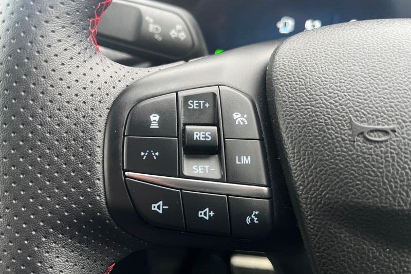 Used Ford Kuga 2025 for sale - 78055693: Photo 23