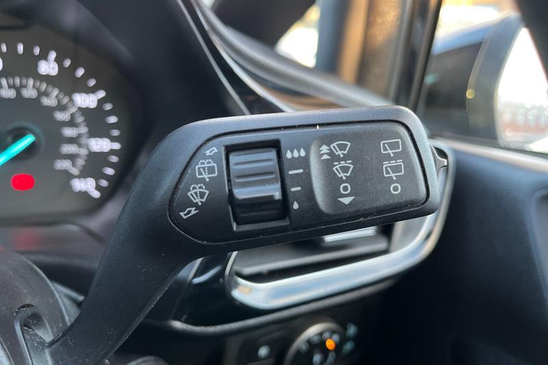 Used Ford Fiesta 2018 for sale - 76400094: Photo 15