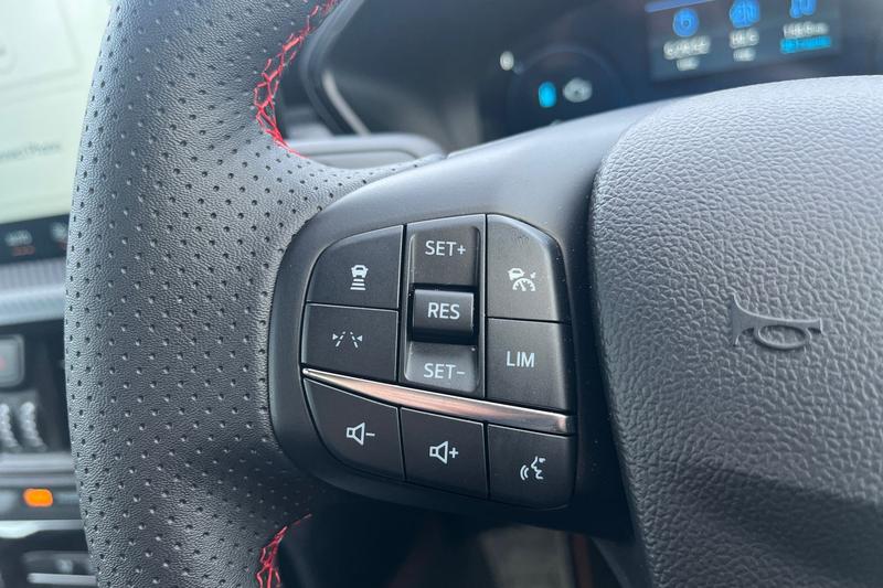 Used Ford Kuga 2025 for sale - 77941434: Photo 31