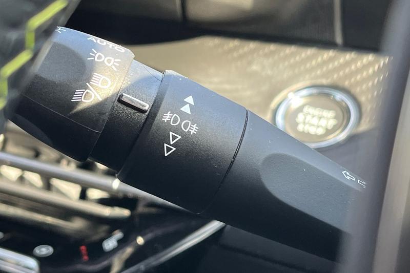 Used Peugeot 2008 2022 for sale - 77763507: Photo 14