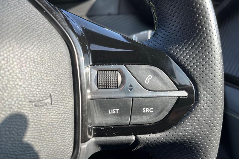 Used Peugeot 2008 2022 for sale - 77763507: Photo 32