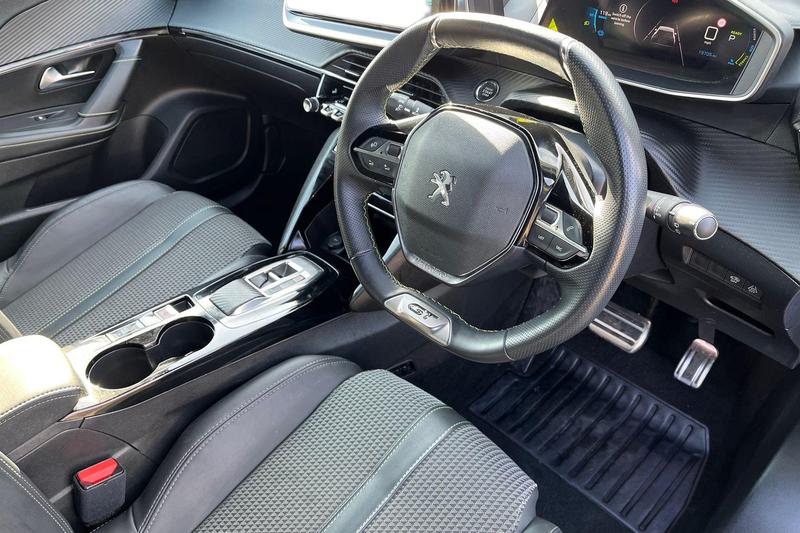 Used Peugeot 2008 2022 for sale - 77763507: Photo 9