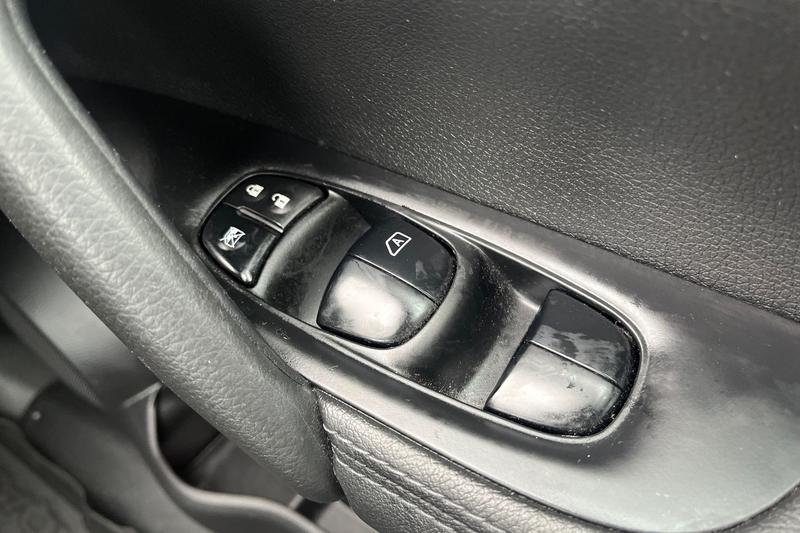 Used Nissan Qashqai 2017 for sale - 77819640: Photo 16