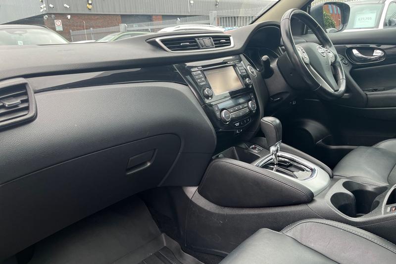 Used Nissan Qashqai 2017 for sale - 77819640: Photo 18