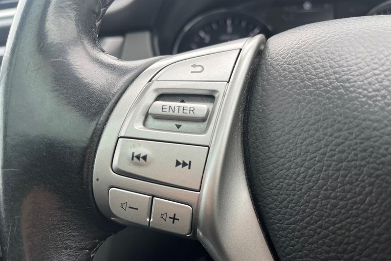 Used Nissan Qashqai 2017 for sale - 77819640: Photo 28