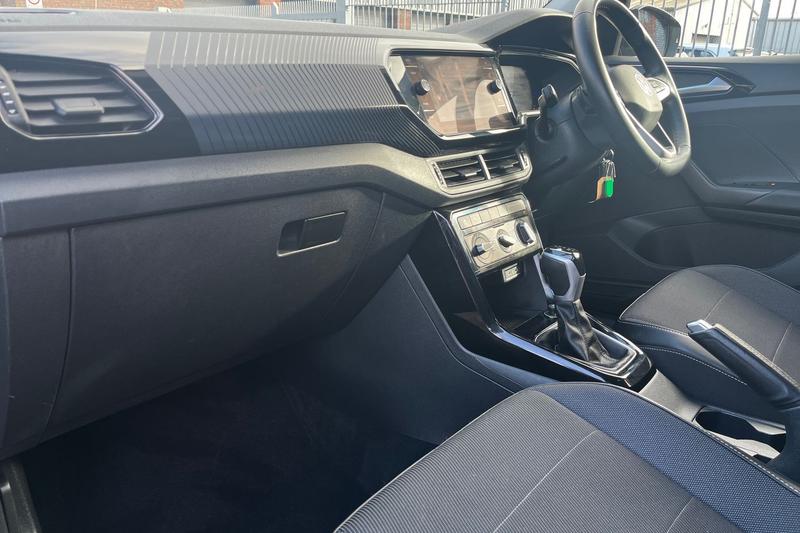 Used Volkswagen T-Cross 2023 for sale - 77619956: Photo 18