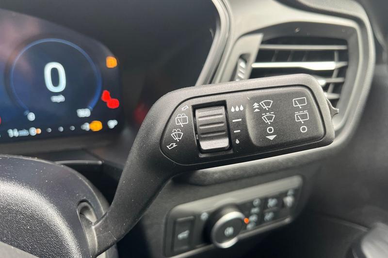 Used Ford Kuga 2025 for sale - 77653790: Photo 15