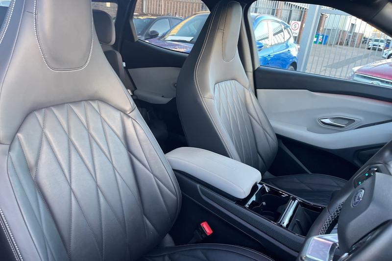 Used Ford Explorer 2024 for sale - 76744291: Photo 17