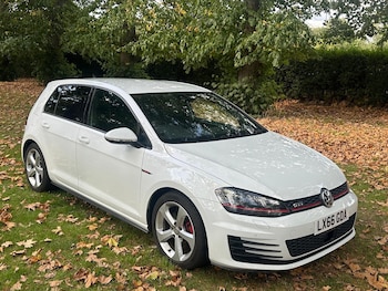 Used Volkswagen Golf 2016 for sale - 78491407: Photo