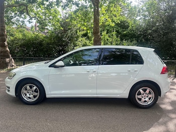 Used Volkswagen Golf 2015 for sale - 78898559: Photo