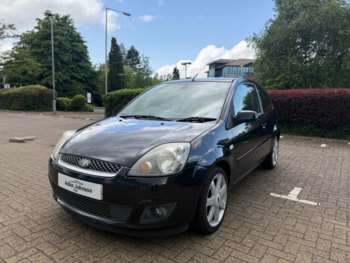 2008 (08) - 1.25 Zetec Climate 3dr