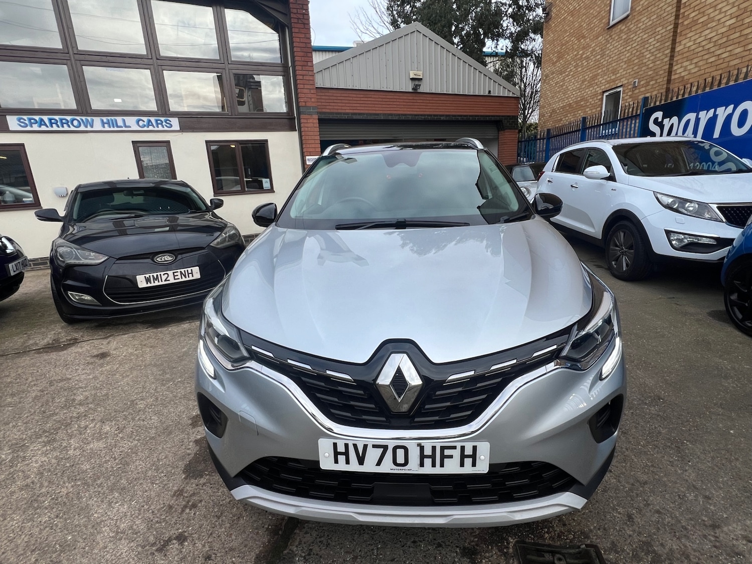 Used Renault Captur 2020 for sale - 77106185: Photo 2