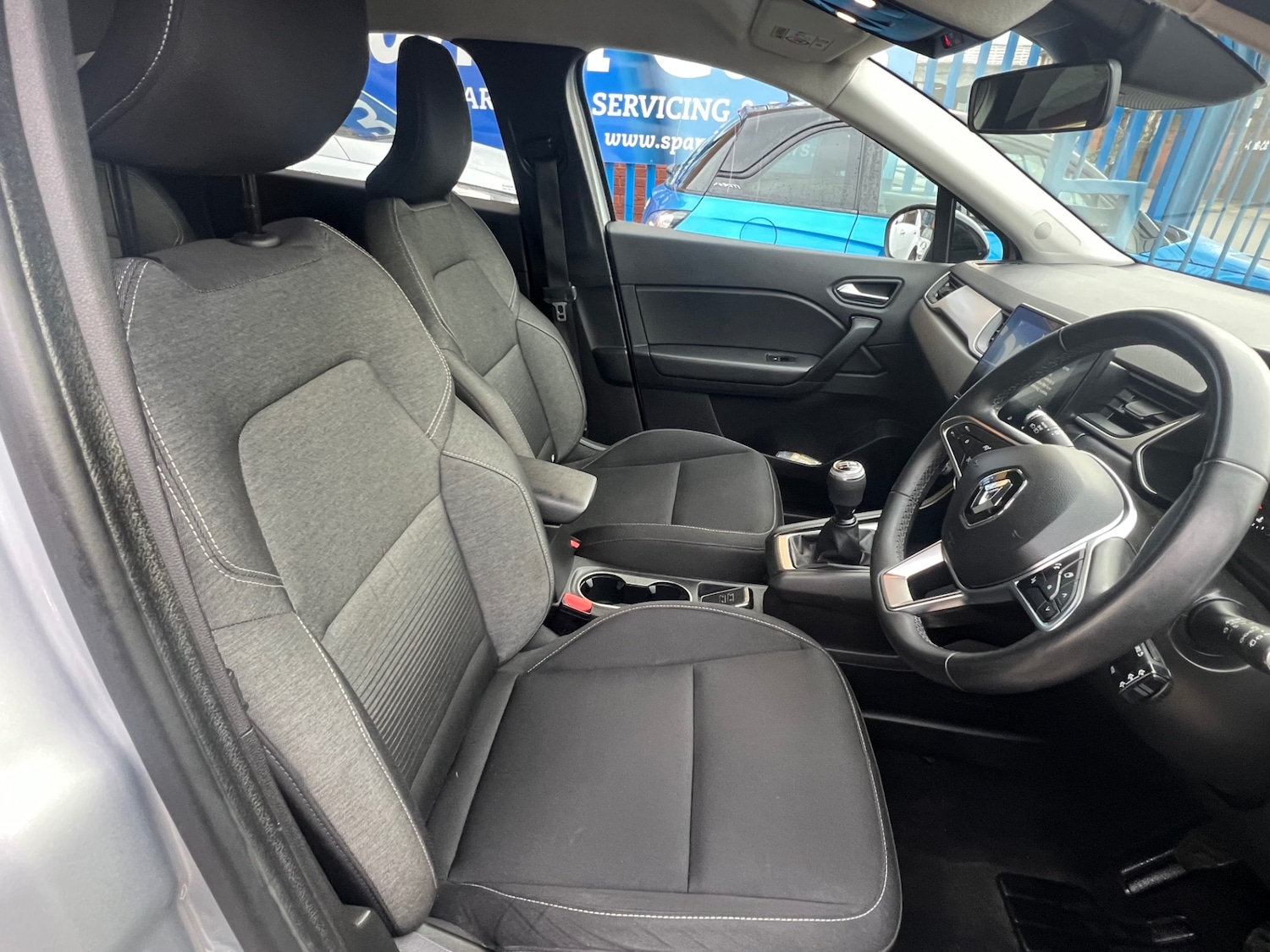 Used Renault Captur 2020 for sale - 77106185: Photo 3