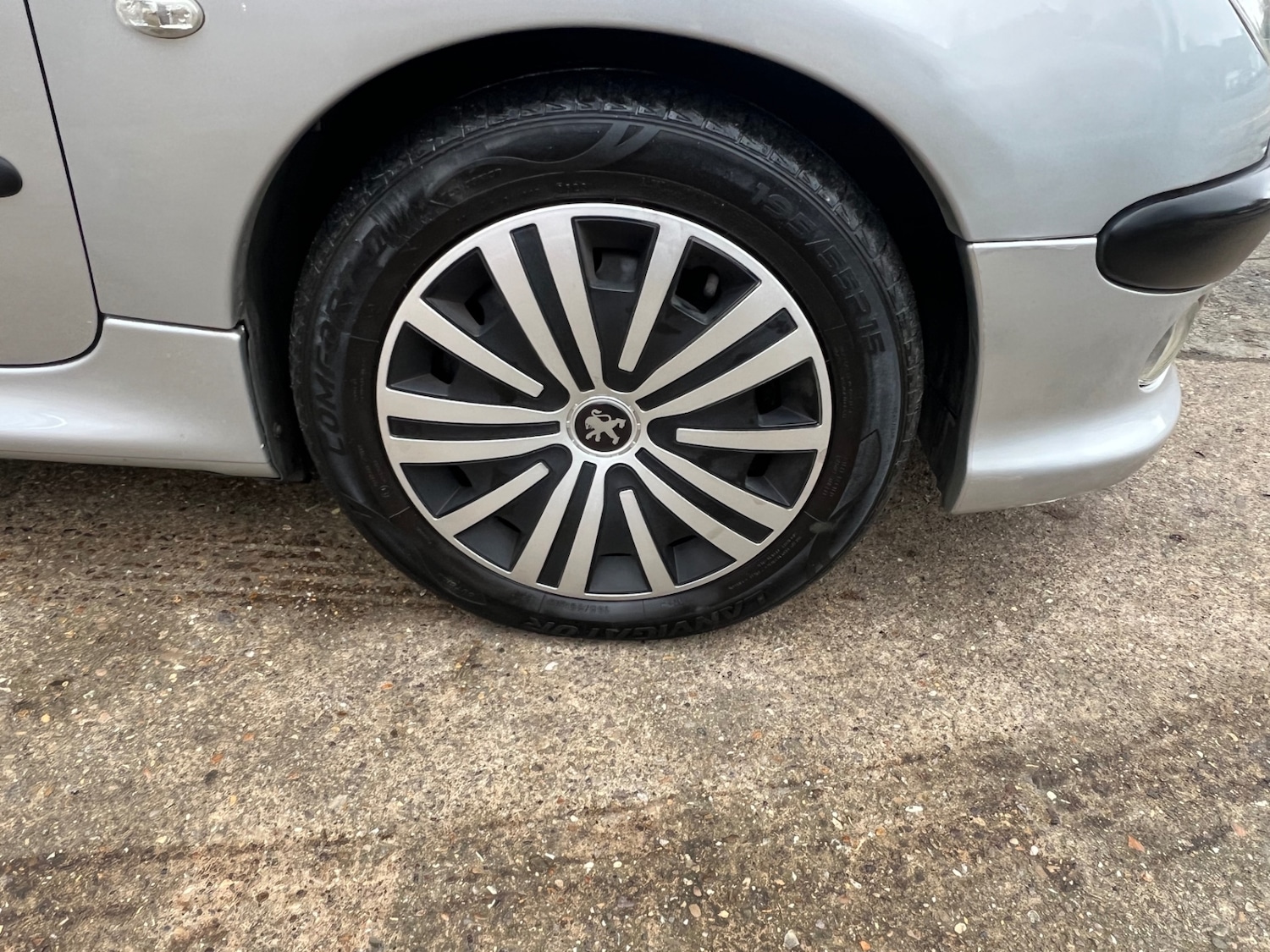 Used Peugeot 206 2003 for sale - 77528817: Photo 24