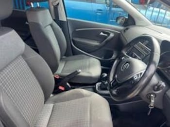 Used Volkswagen Polo 2016 for sale - 76492244: Photo