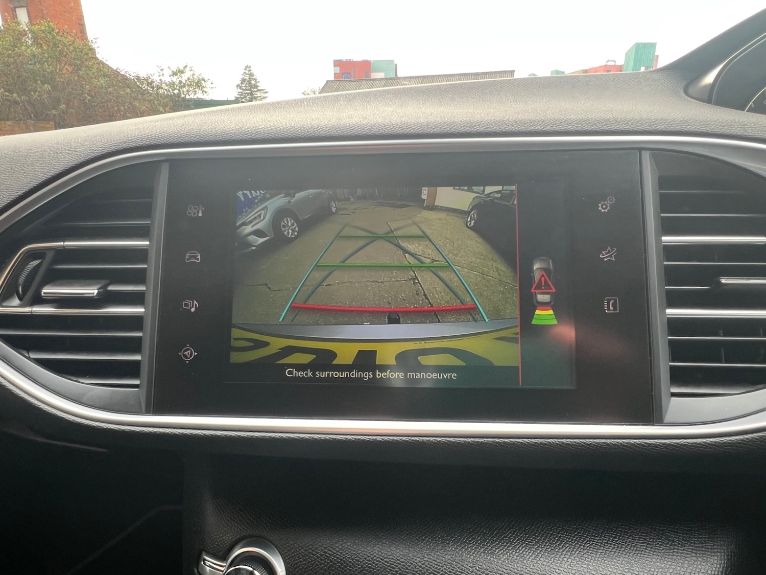 Used Peugeot 308 2016 for sale - 77961636: Photo 20