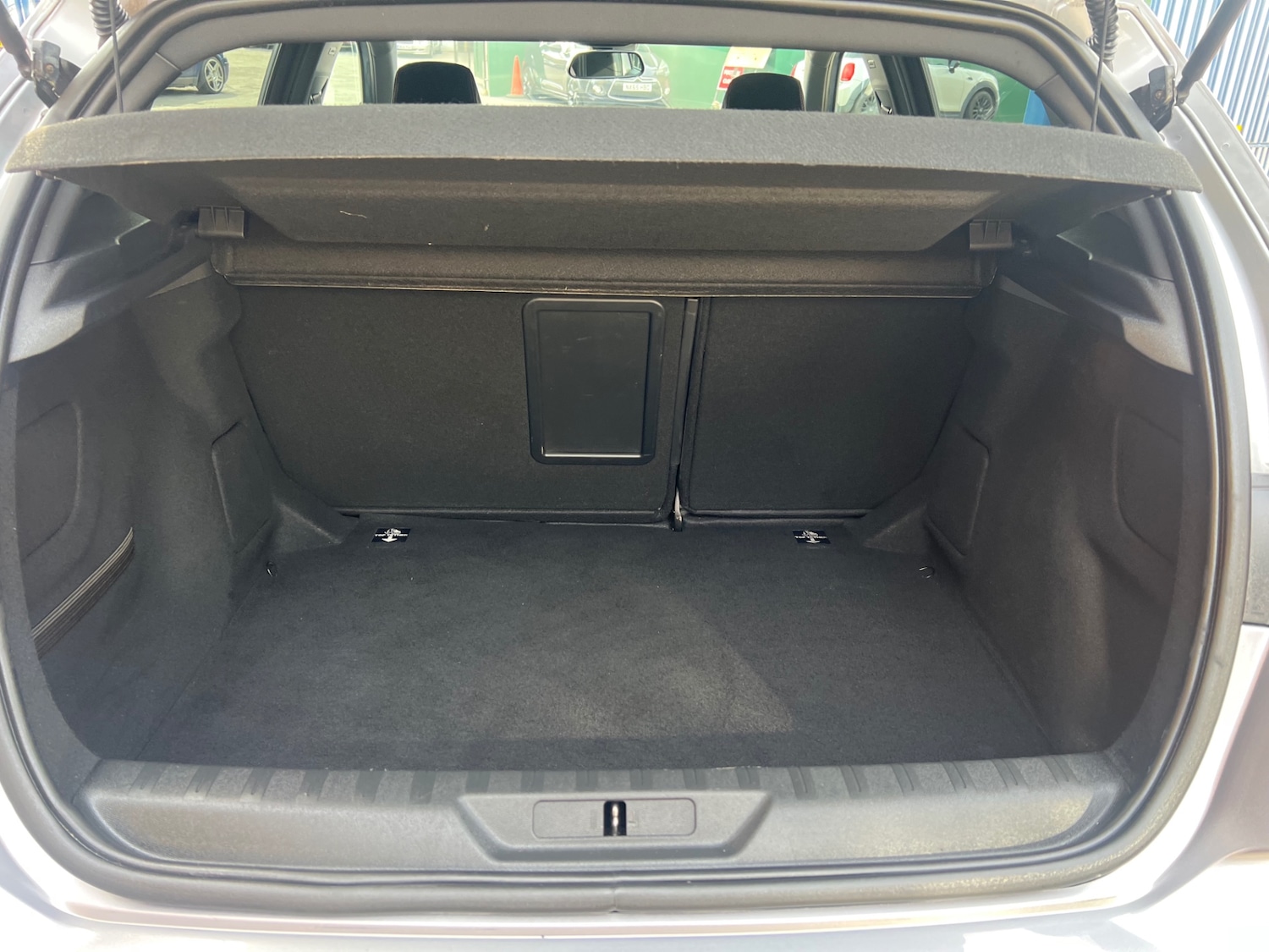 Used Peugeot 308 2016 for sale - 77961636: Photo 7