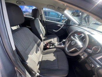 Used Vauxhall Astra 2010 for sale - 78344046: Photo