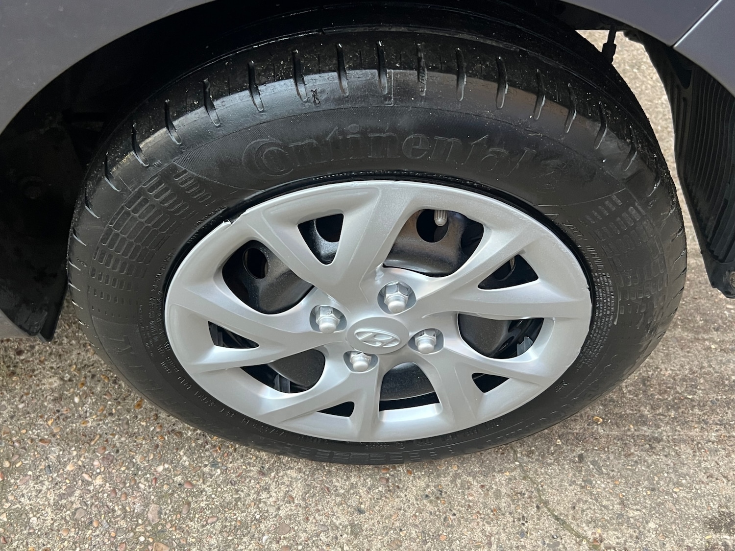 Used Hyundai i10 2018 for sale - 76479960: Photo 13