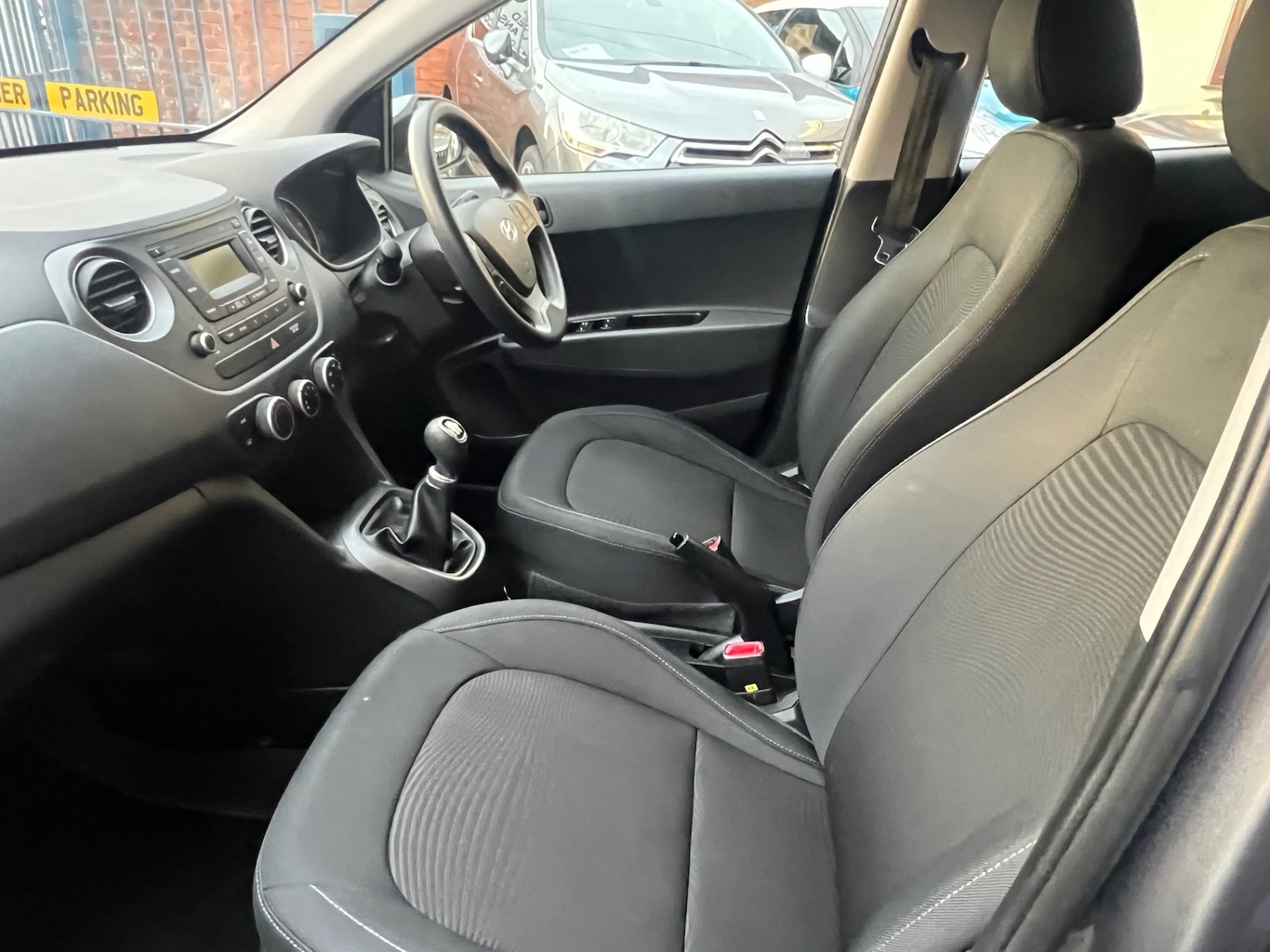 Used Hyundai i10 2018 for sale - 76479960: Photo 19