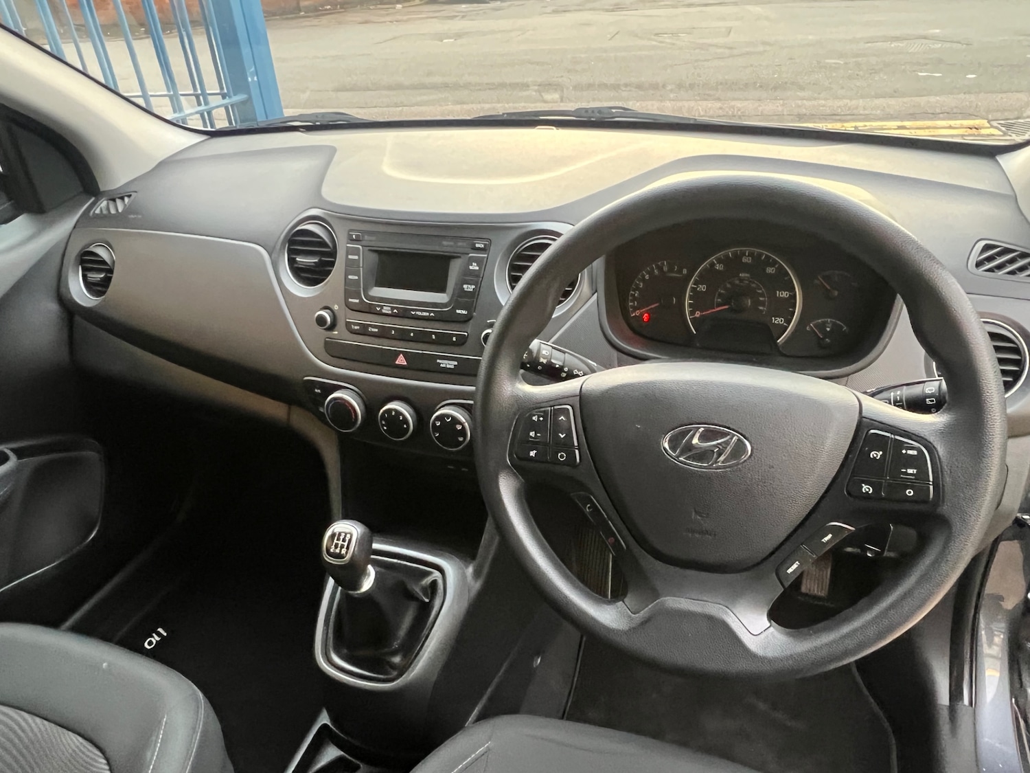 Used Hyundai i10 2018 for sale - 76479960: Photo 21