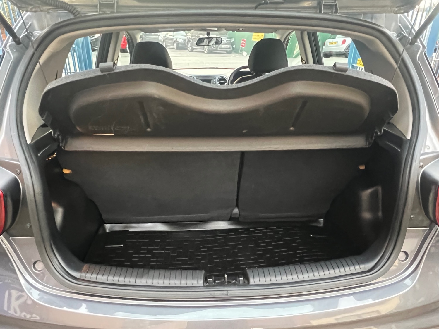 Used Hyundai i10 2018 for sale - 76479960: Photo 7
