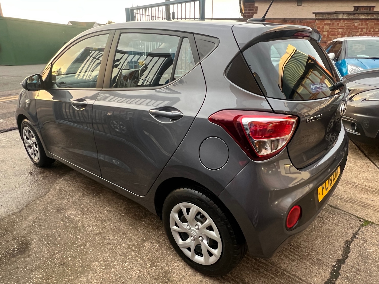 Used Hyundai i10 2018 for sale - 76479960: Photo 9
