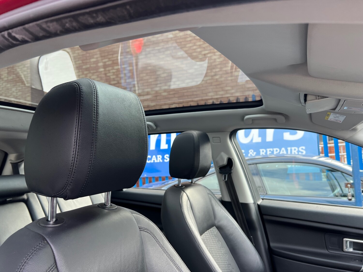 Used Land Rover Discovery Sport 2015 for sale - 77650773: Photo 21