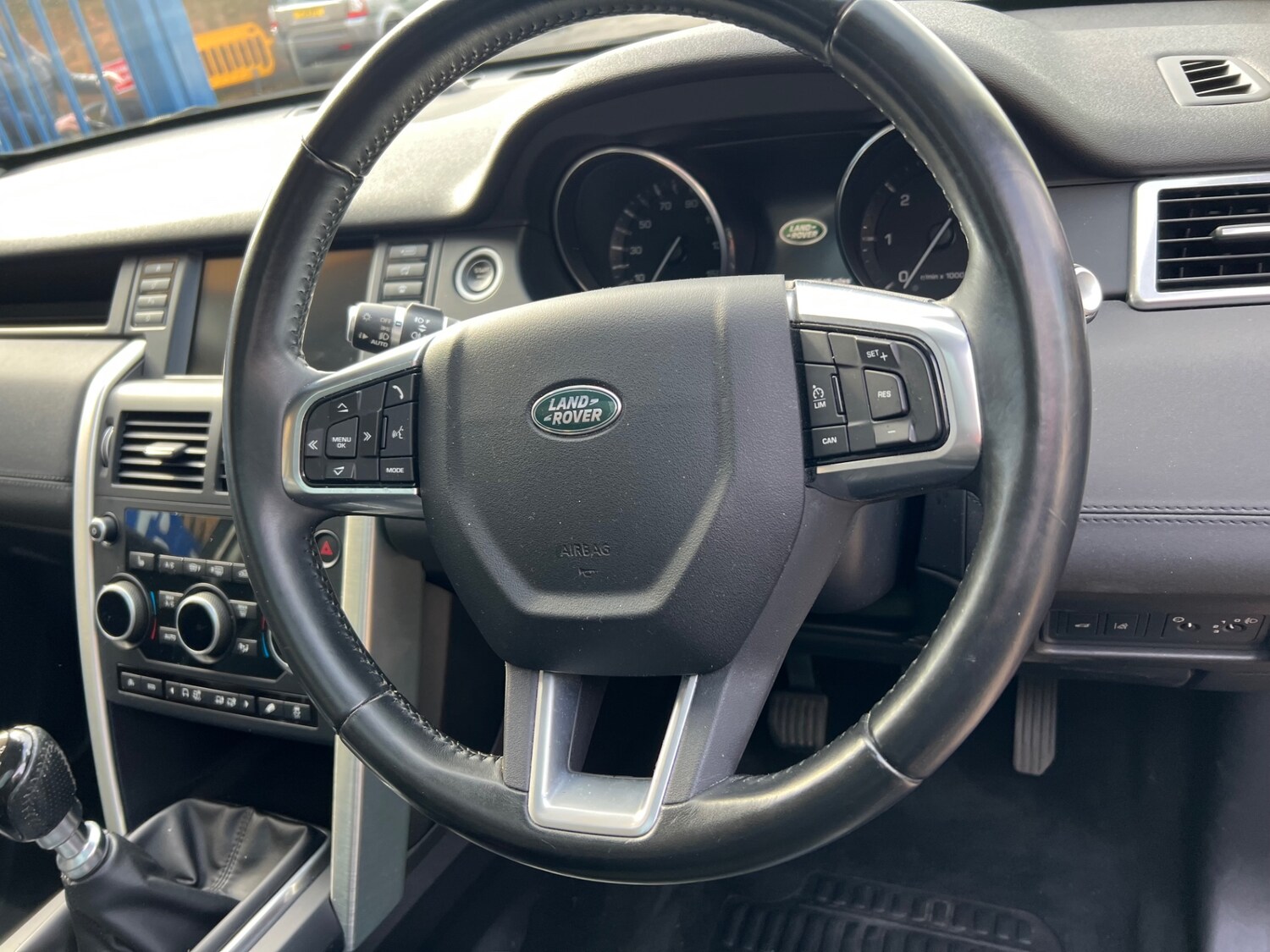 Used Land Rover Discovery Sport 2015 for sale - 77650773: Photo 25