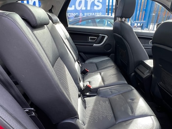 Used Land Rover Discovery Sport 2015 for sale - 77650773: Photo