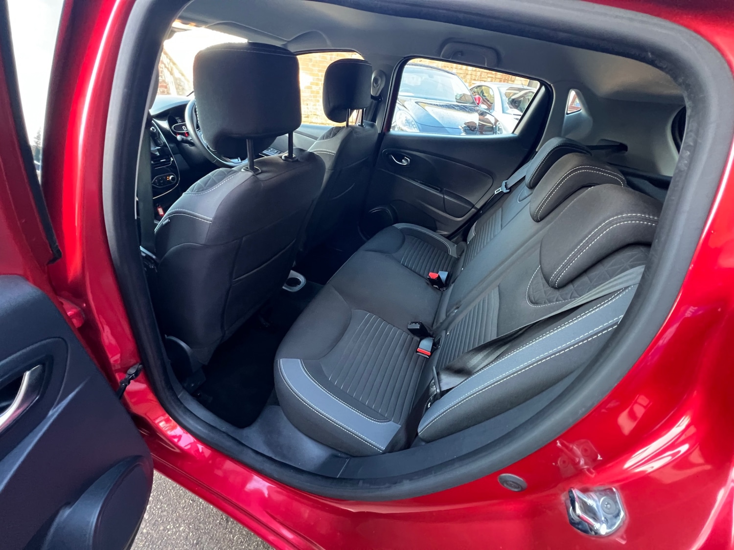 Used Renault Clio 2016 for sale - 77638798: Photo 13