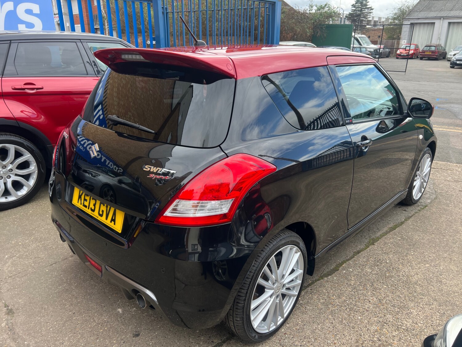 Used Suzuki Swift 2013 for sale - 77984325: Photo 12