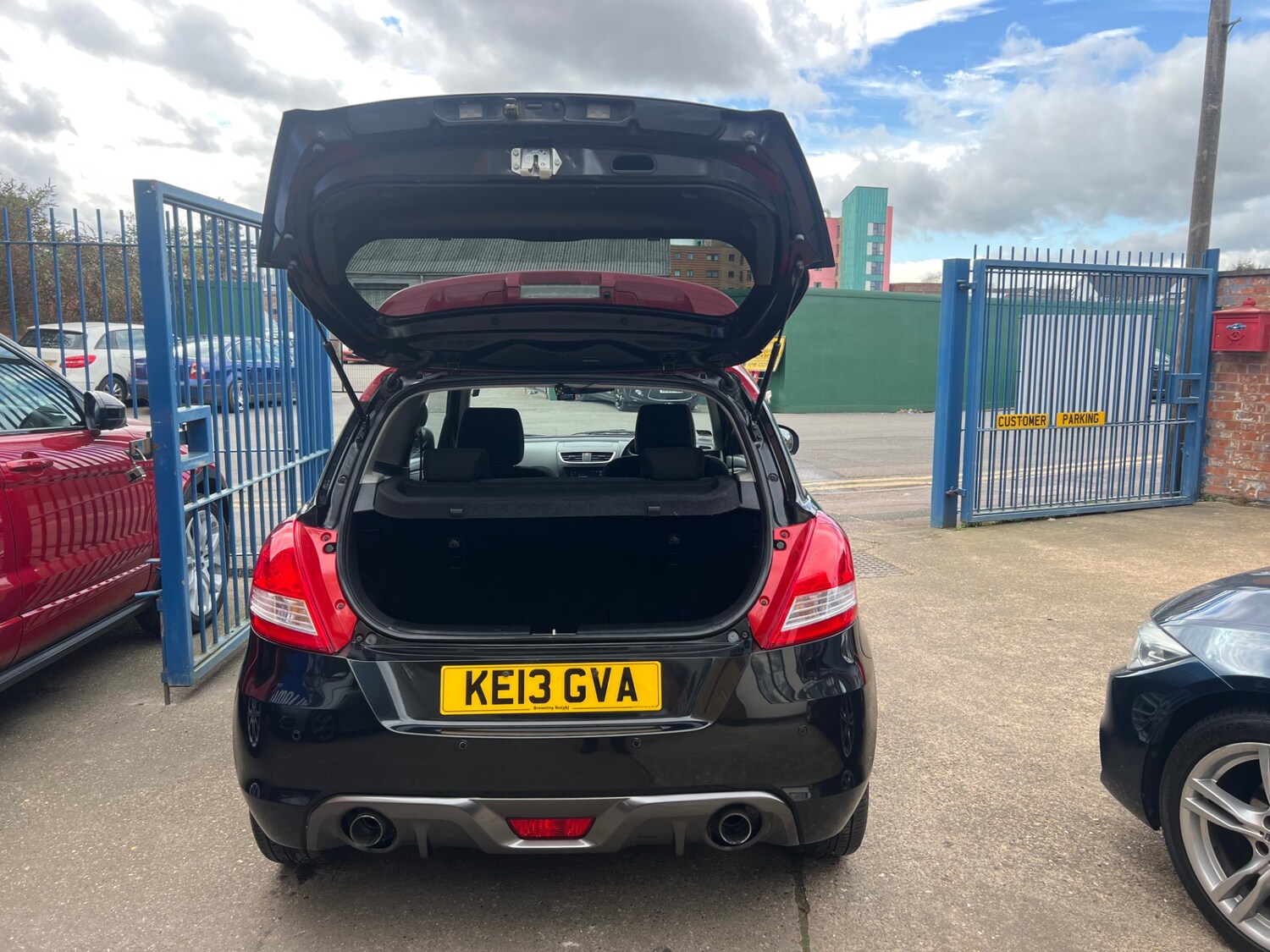 Used Suzuki Swift 2013 for sale - 77984325: Photo 6