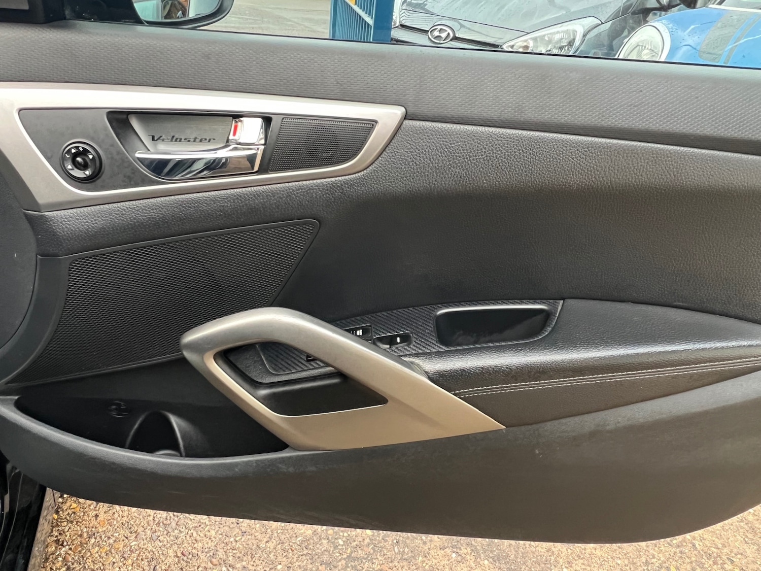 Used Hyundai Veloster 2012 for sale - 77116297: Photo 29